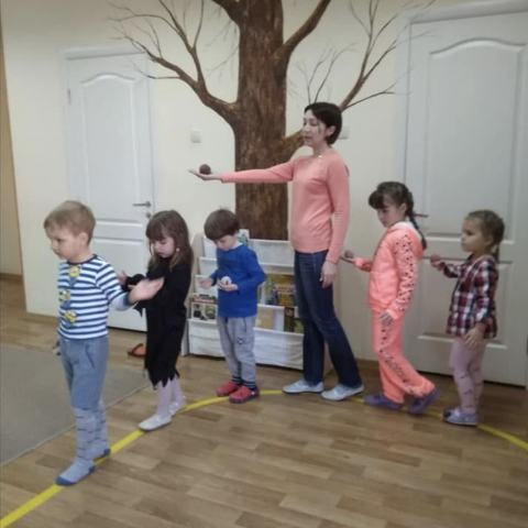 Montessori walking on the line activity | Grace and courtesy exercise Montessori walking on the line activity | Grace and courtesy exercise