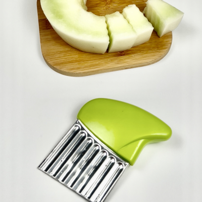 Montessori Kitchen Tool – Wavy Cutter Knife for Kids