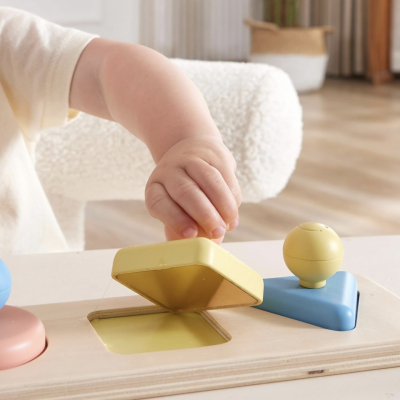 Montessori mirror shape puzzle for infants and toddlers 10 months plus, fine motor and shape sorting activity