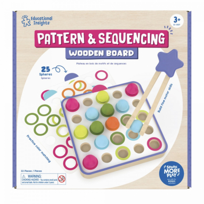 Counting activity with colored wooden discs supporting early math and number recognition